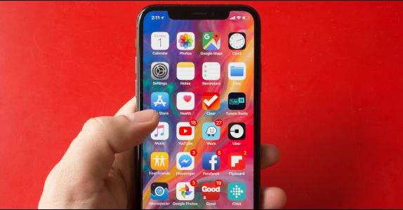 4 thủ thật ‘đỉnh của chóp’ để dùng iPhone một tay cực mượt mà