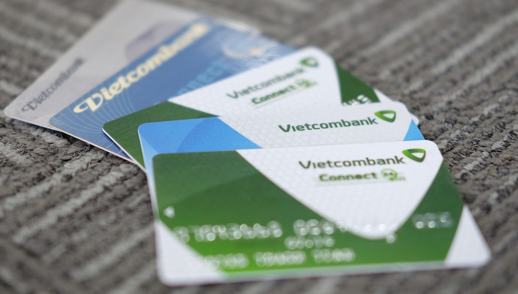 Lý giải Vietcombank trừ đến 77.000 VND phí SMS tháng 1/2022: đâu là nguyên nhân?