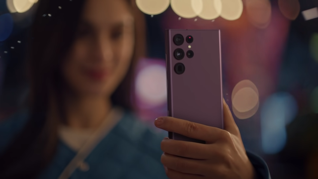 Trang bị độc đáo trên ống kính đã giúp Galaxy S22 Ultra đánh bại iPhone 13 Pro Max về khả năng chụp ảnh đêm như thế nào?