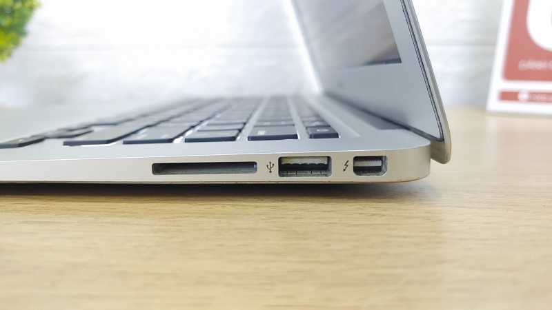 Địa chỉ mua macbook air 2012 4/128G tại Gia Lai giá rẻ uy tín nhất